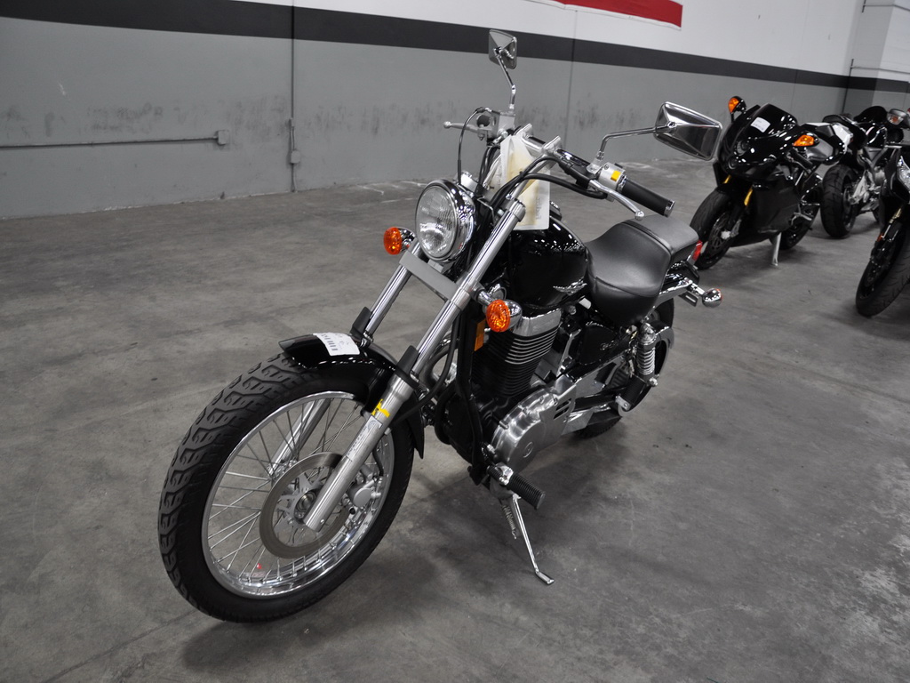 Купить мотоцикл Suzuki S40 Boulevard 2009 фото 9